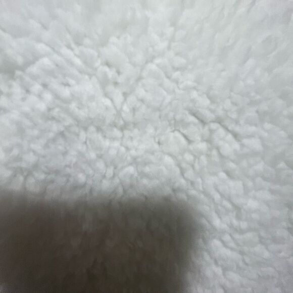 Nwt olive shield logo VS pink fleece throw blanket nwt nip - Picture 4 of 4